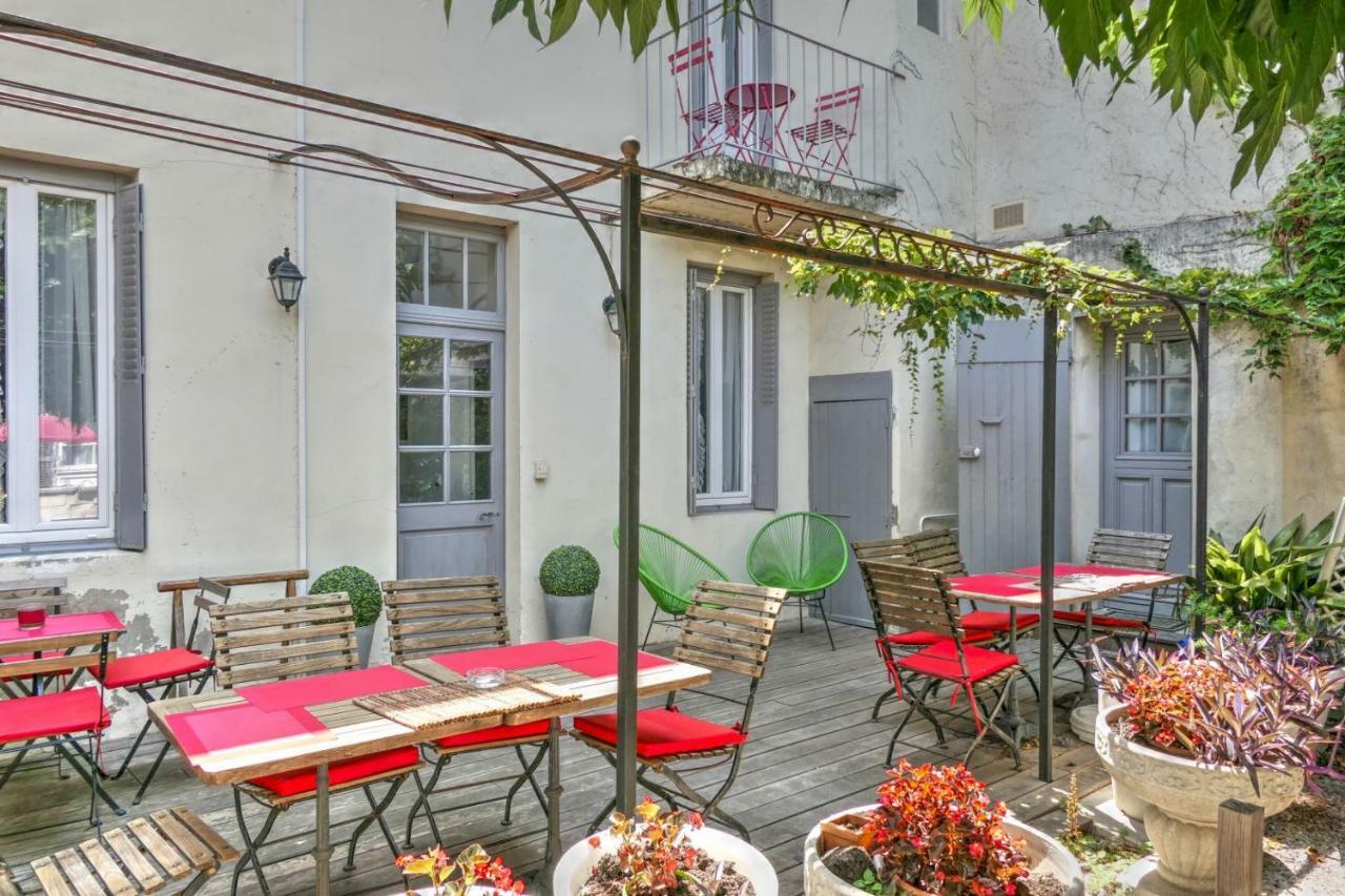 Anne De La Maison Blanche Avignon Exterior photo